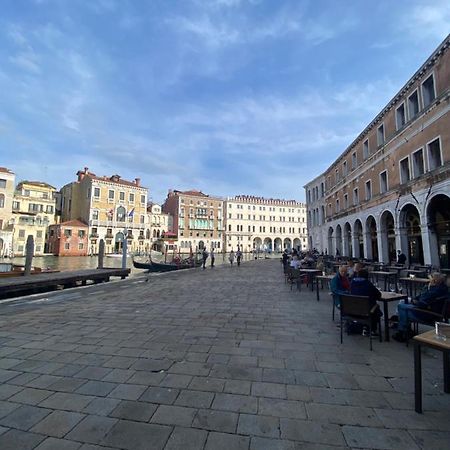 Esclusivo Appartamento A Rialto Veneza Exterior foto