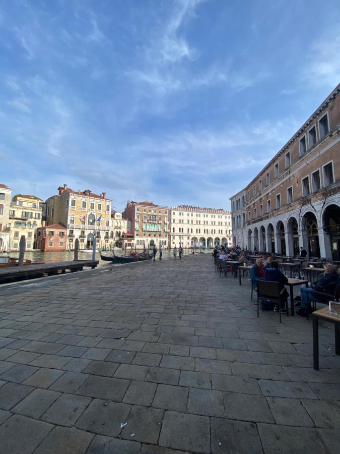 Esclusivo Appartamento A Rialto Veneza Exterior foto